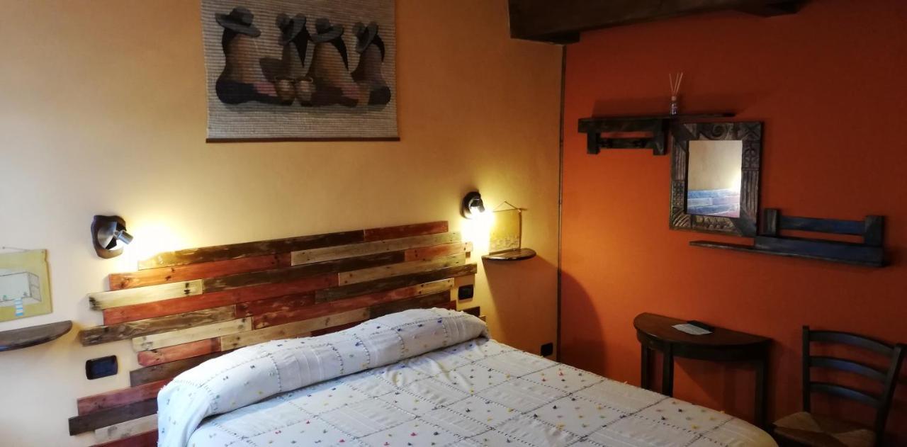 B&B Caselunghe カメリーノ エクステリア 写真